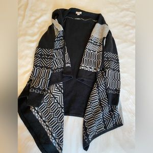 Black and Gray flowy open cardigan- size: Medium